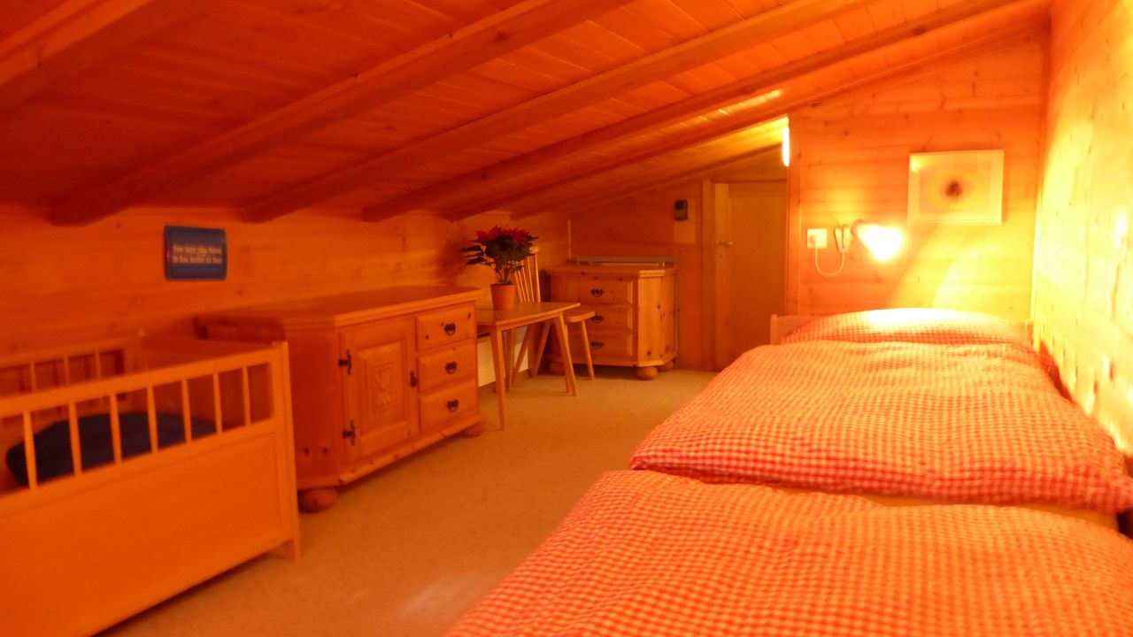 "Zwergenschlafzimmer" 2. Stock "Zwergenschlafzimmer" 2. Stock